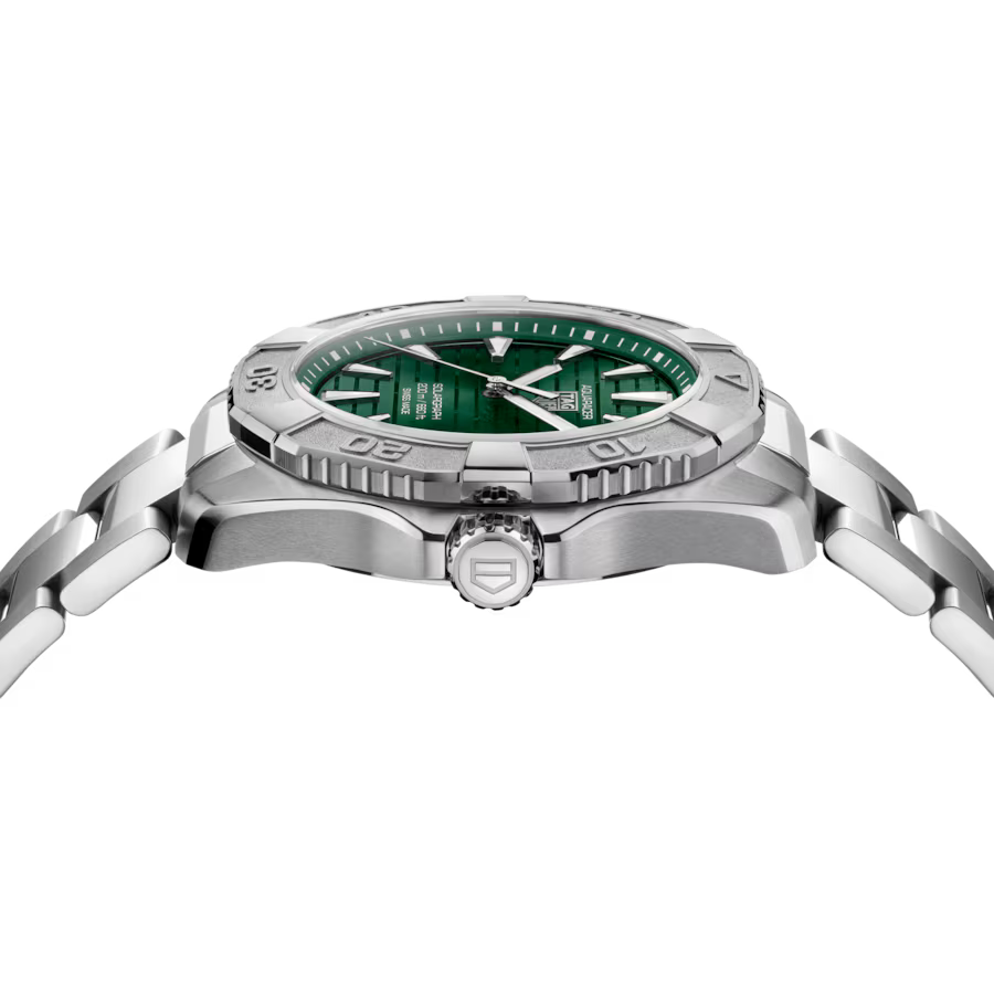 TAG Heuer Aquaracer Professional 200 Solargraph