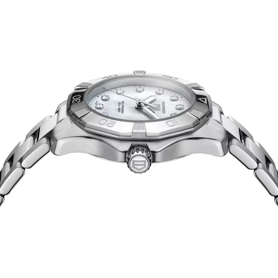 TAG HEUER AQUARACER PROFESSIONAL 200 SOLARGRAPH