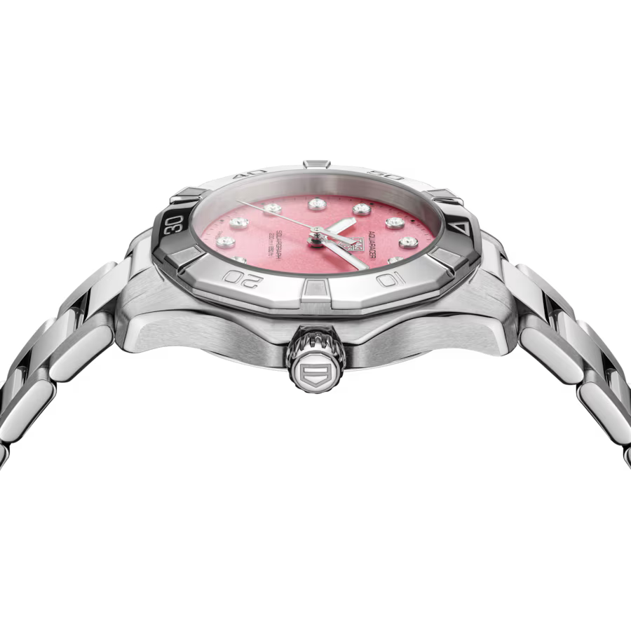 TAG Heuer Aquaracer Professional 200 Solargraph